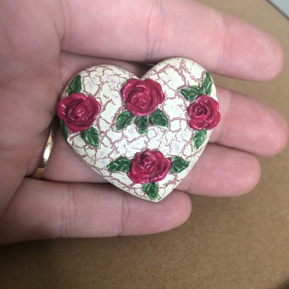 Vintage Inspired Pin Heart Roses Textured Feminine - Picture 2 of 3